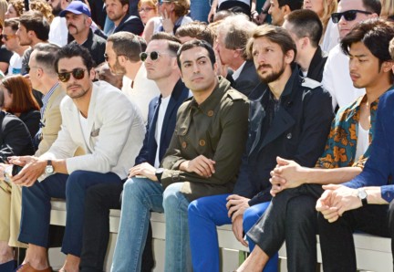 burberry-prorsum-menswear-spring-summer-2015-show-front-ro_002