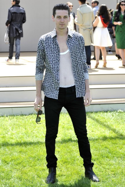 george-craig-wearing-burberry-at-the-burberry-prorsum-menswear-spring-summer-2015-show