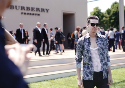 george-craig-wearing-burberry-at-the-burberry-prorsum-spring-summer-2015-show
