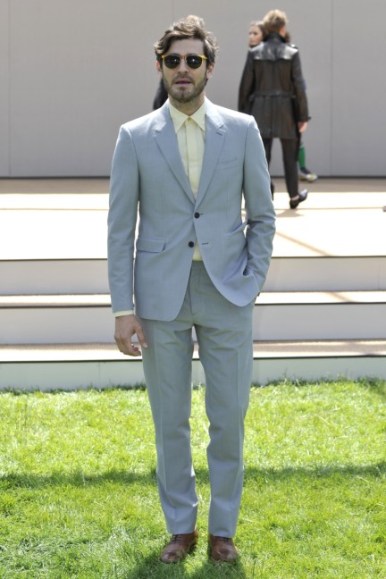 robert-konjic-wearing-burberry-at-the-burberry-prorsum-menswear-spring-summer-2015-show