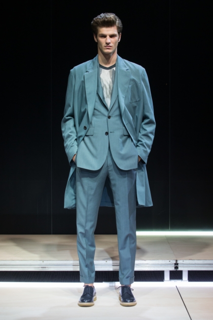 cerruti-paris-mens-ss-17-22