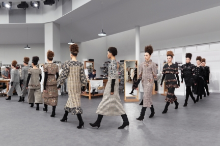 chanel-haute-couture-aw-16-finale-2