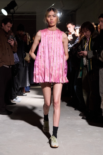 aw26-copenhagen-fashion-week-runway-nicklas-skovgaard-2x3-james-cochrane-11