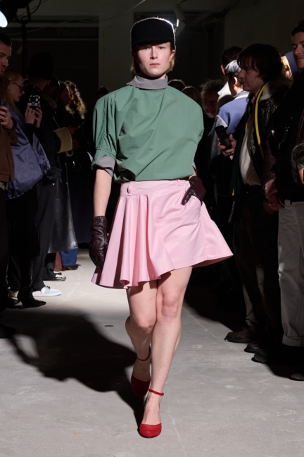 aw26-copenhagen-fashion-week-runway-nicklas-skovgaard-2x3-james-cochrane-31