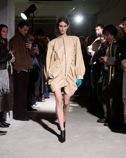 aw26-copenhagen-fashion-week-runway-nicklas-skovgaard-4x5-james-cochrane-14