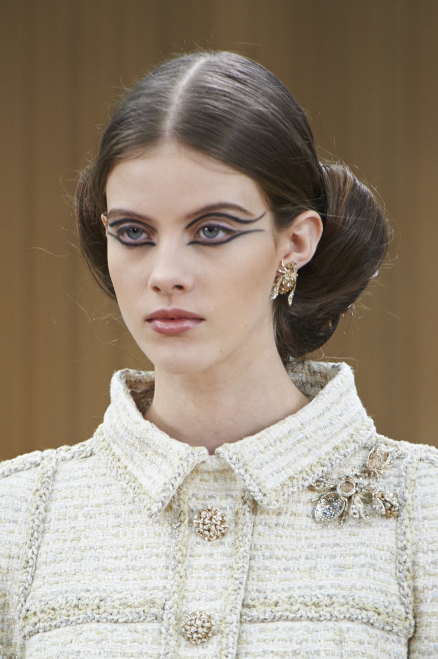 chanel-haute-couture-spring-summer-2016-details-3