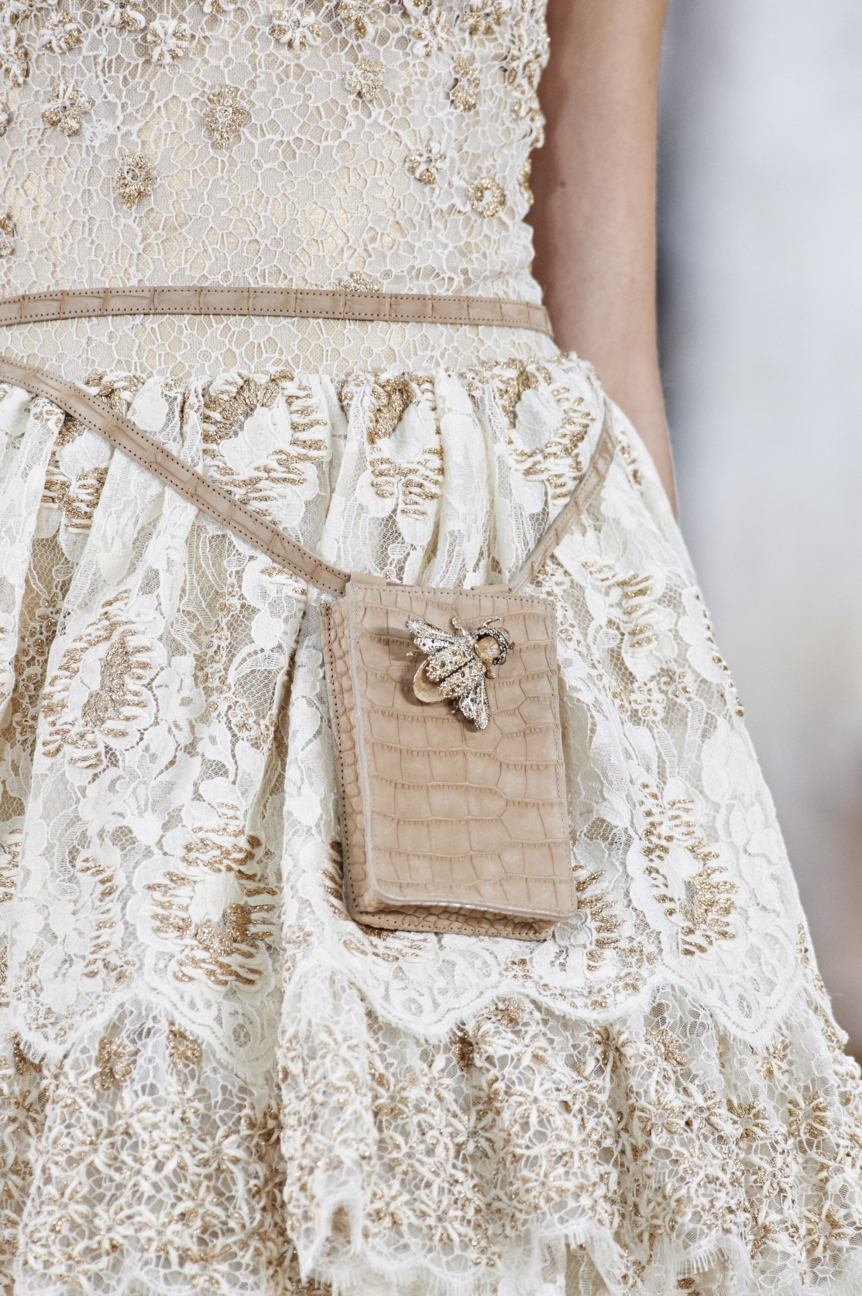 chanel-haute-couture-spring-summer-2016-details-38