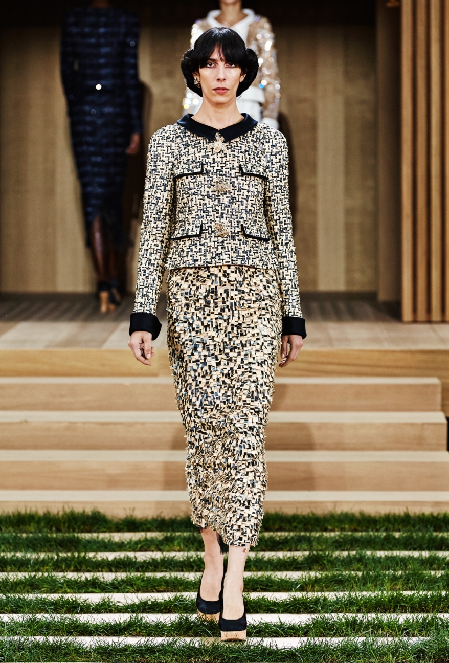 chanel-haute-couture-spring-summer-2016-21