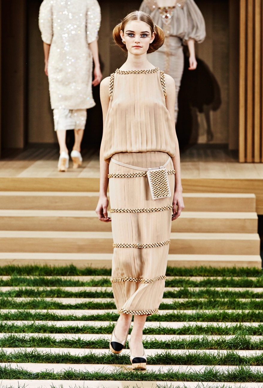 chanel-haute-couture-spring-summer-2016-32