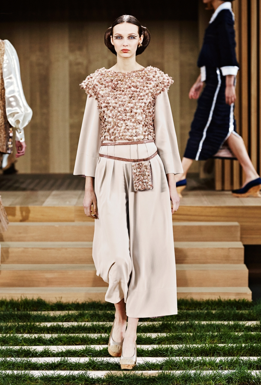 chanel-haute-couture-spring-summer-2016-36