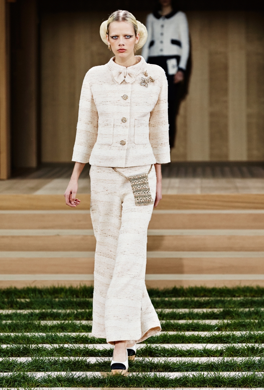 chanel-haute-couture-spring-summer-2016-6