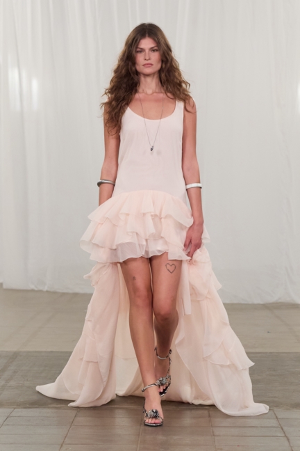 ss26-copenhagen-fashion-week-rotate-runway-2x3-james-cochrane-28