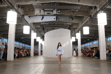 ss26-copenhagen-fashion-week-rotate-runway-4x5-james-cochrane-51