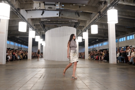 ss26-copenhagen-fashion-week-rotate-runway-4x5-james-cochrane-56