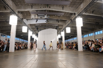 ss26-copenhagen-fashion-week-rotate-runway-4x5-james-cochrane-70