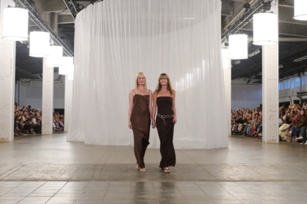 ss26-copenhagen-fashion-week-rotate-runway-4x5-james-cochrane-79