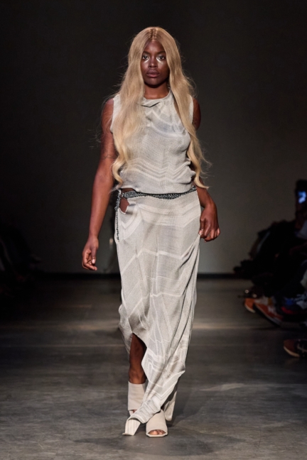 ss26-copenhagen-fashion-week-the-royal-danish-academy-runway-2x3-james-cochrane-25