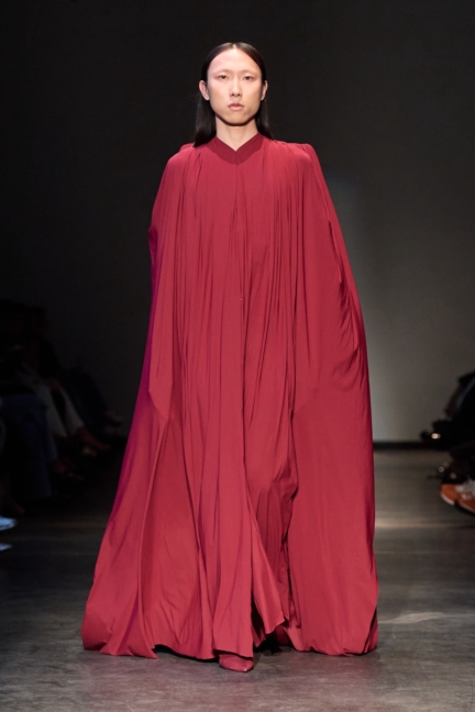 ss26-copenhagen-fashion-week-the-royal-danish-academy-runway-2x3-james-cochrane-35