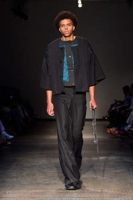 ss26-copenhagen-fashion-week-the-royal-danish-academy-runway-2x3-james-cochrane-43