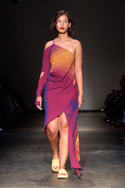 ss26-copenhagen-fashion-week-the-royal-danish-academy-runway-2x3-james-cochrane-48