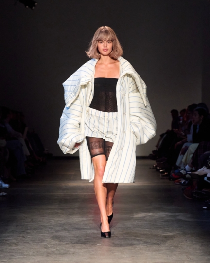 ss26-copenhagen-fashion-week-the-royal-danish-academy-runway-4x5-james-cochrane-1