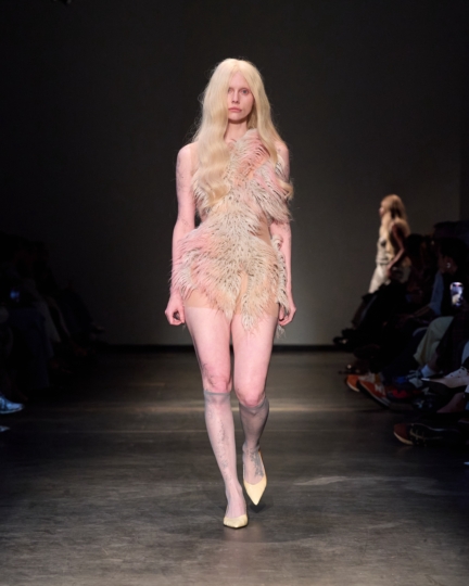 ss26-copenhagen-fashion-week-the-royal-danish-academy-runway-4x5-james-cochrane-24