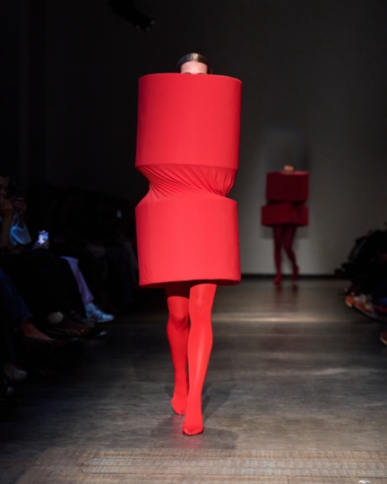 ss26-copenhagen-fashion-week-the-royal-danish-academy-runway-4x5-james-cochrane-33