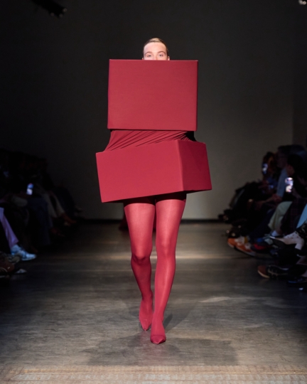 ss26-copenhagen-fashion-week-the-royal-danish-academy-runway-4x5-james-cochrane-34