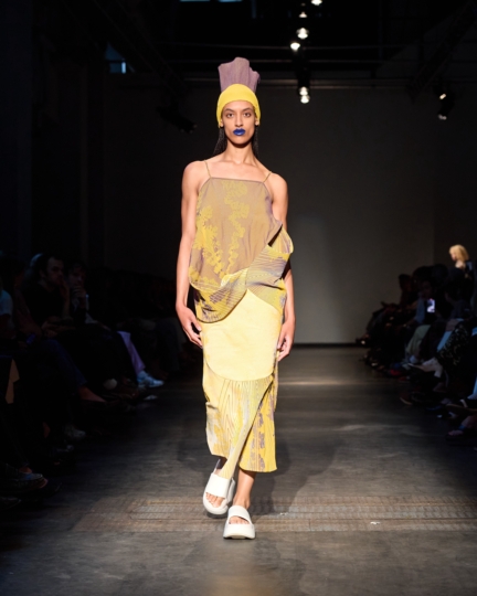 ss26-copenhagen-fashion-week-the-royal-danish-academy-runway-4x5-james-cochrane-51