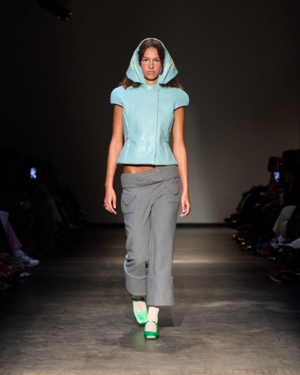 ss26-copenhagen-fashion-week-the-royal-danish-academy-runway-4x5-james-cochrane-8