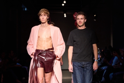 ss26-copenhagen-fashion-week-the-royal-danish-academy-runway-4x5-james-cochrane-92