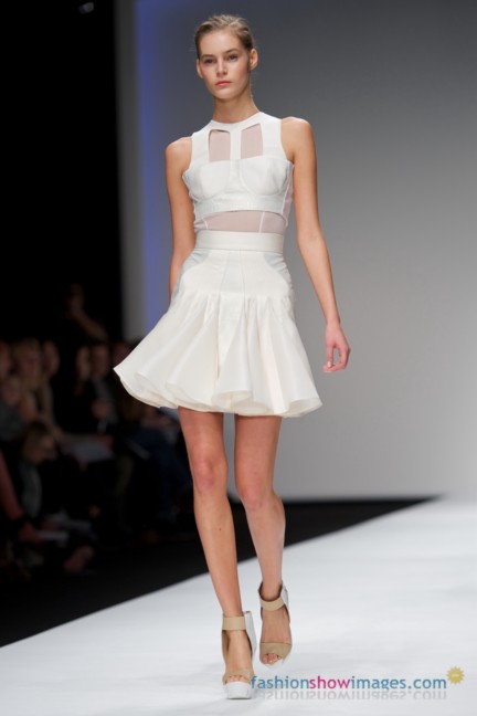 jack_hardy_lfw2010_dsc8476