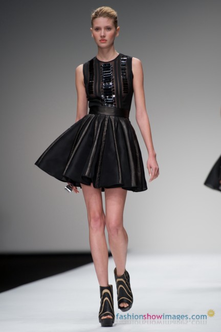 jack_hardy_lfw2010_dsc8760