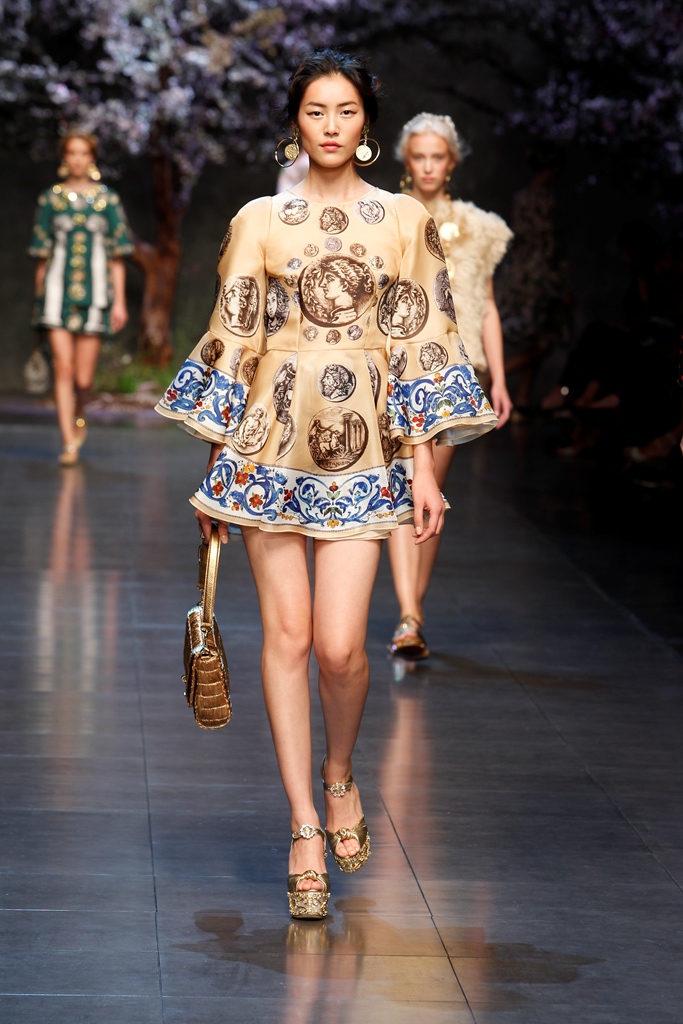 dolcegabbana-womens-show-ss-2014-19