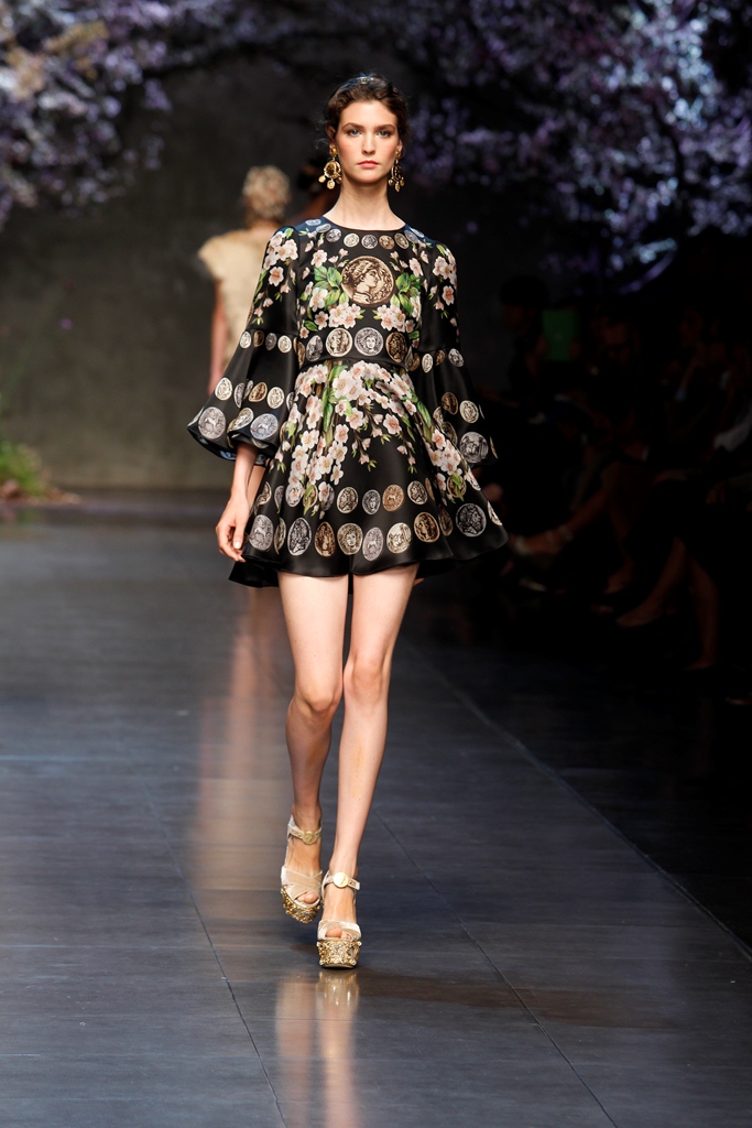 dolcegabbana-womens-show-ss-2014-23