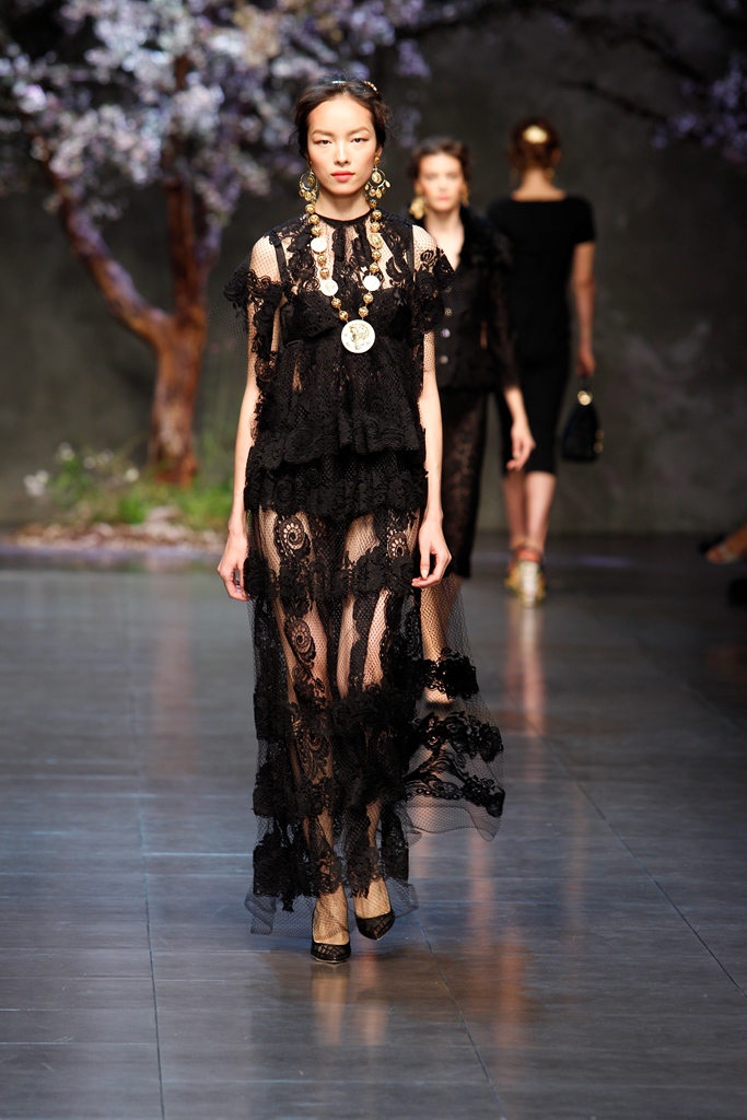 dolcegabbana-womens-show-ss-2014-46