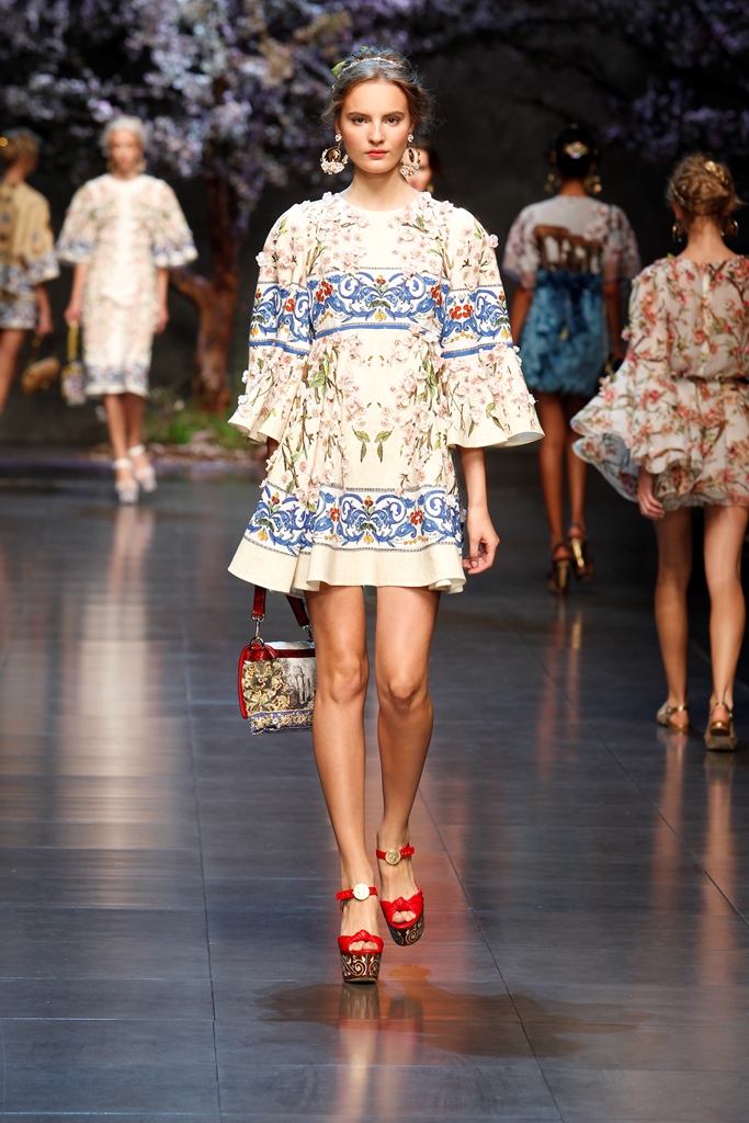 dolcegabbana-womens-show-ss-2014-61