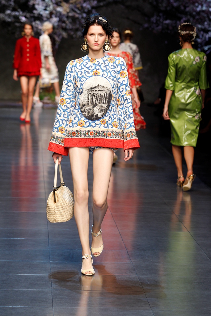 dolcegabbana-womens-show-ss-2014-67