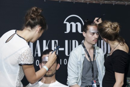 franzel-amsterdam-mercedes-benz-fashion-week-amsterdam-spring-summer-2015-backstage-49