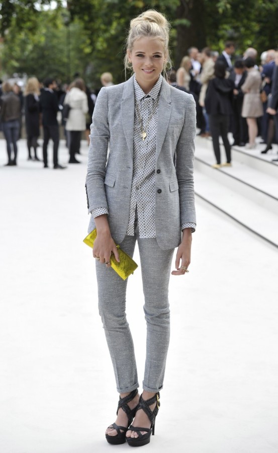 gabriella-wilde-wearing-burberry-at-the-burberry-prorsum-spring-summer-2013-show