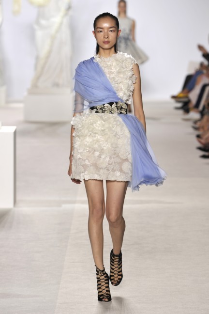 giambattista-valli-haute-couture-aw13-look-12