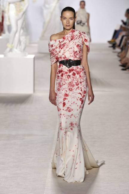 giambattista-valli-haute-couture-aw13-look-21