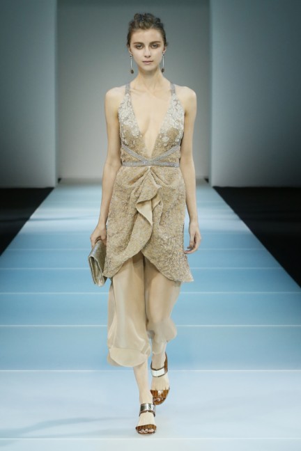 giorgio-armani-milan-fashion-week-spring-summer-2015-8