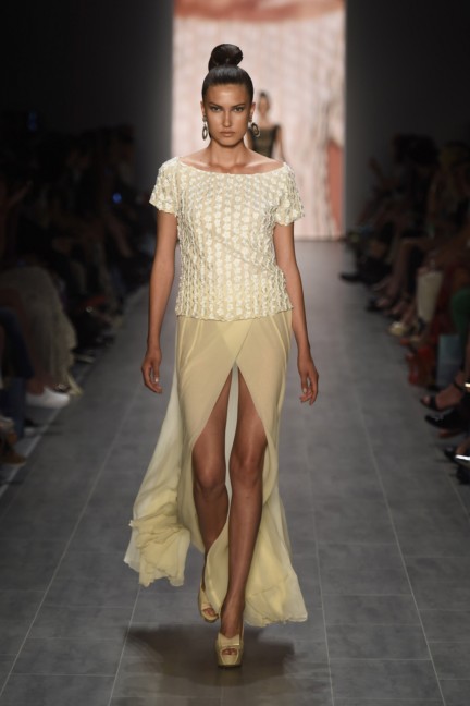 giudo-maria-kretschmer-mercedes-benz-fashion-week-berlin-spring-summer-2015-34_0