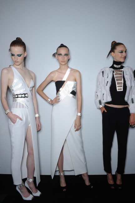 versace-haute-couture-autumn-winter-2014-2015-backstage-120