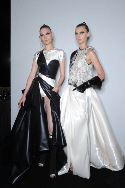 versace-haute-couture-autumn-winter-2014-2015-backstage-144