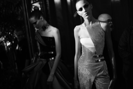 versace-haute-couture-autumn-winter-2014-2015-backstage-309