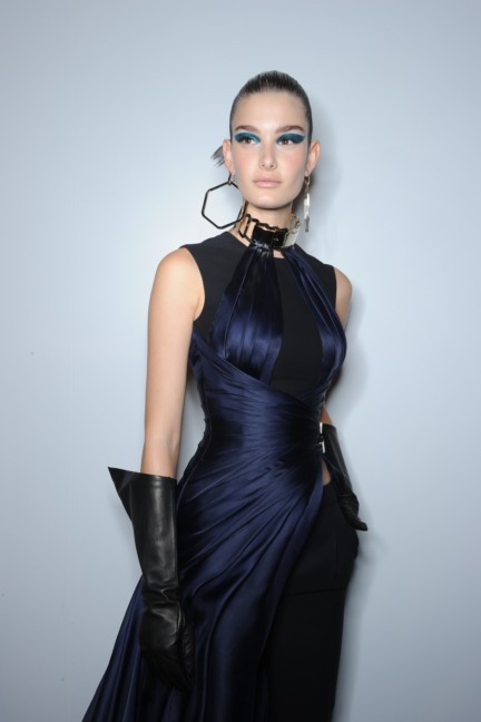 versace-haute-couture-autumn-winter-2014-2015-backstage-75