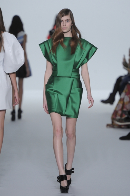 dice-kayek-paris-haute-couture-spring-summer-2015-16