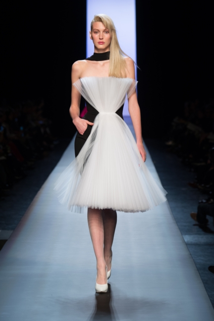 jean-paul-gaultier-paris-haute-couture-spring-summer-2015-runway-23